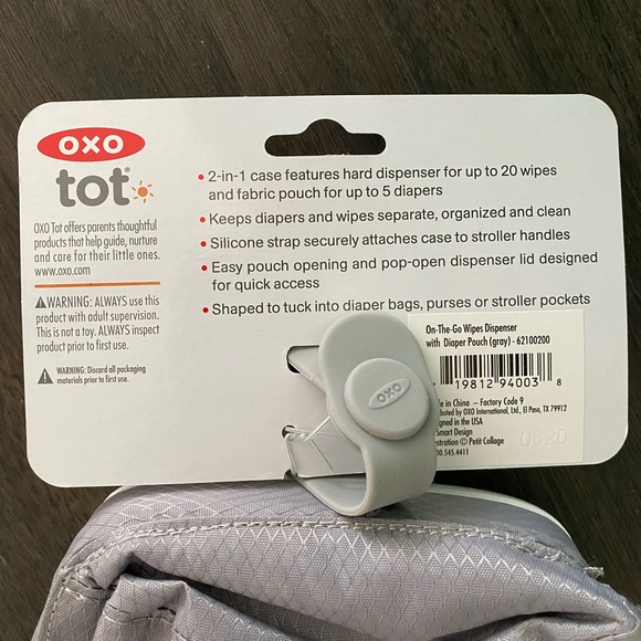 Wipes Dispenser w Diaper Pouch (new) - Picture 3 of 6